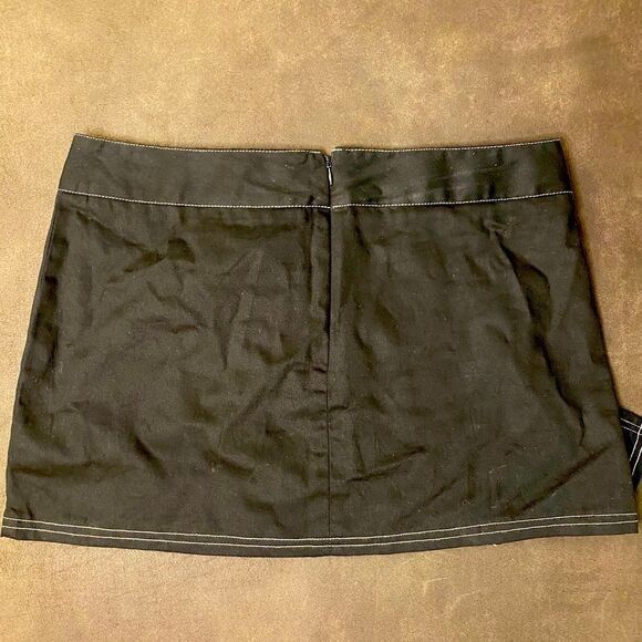 Current Mood A Little Lovin' Mini Skirt - Picture 6 of 8